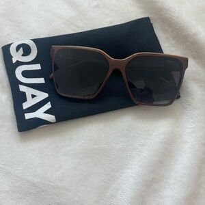 Quay Australia Women's Level Up Brown Sunglasses with Carrying Case